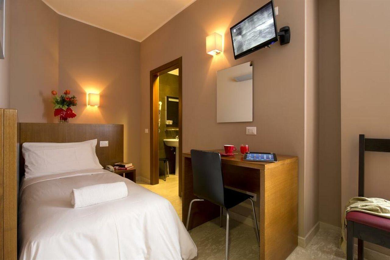 Oasi Village Hotel Mediolan Zewnętrze zdjęcie