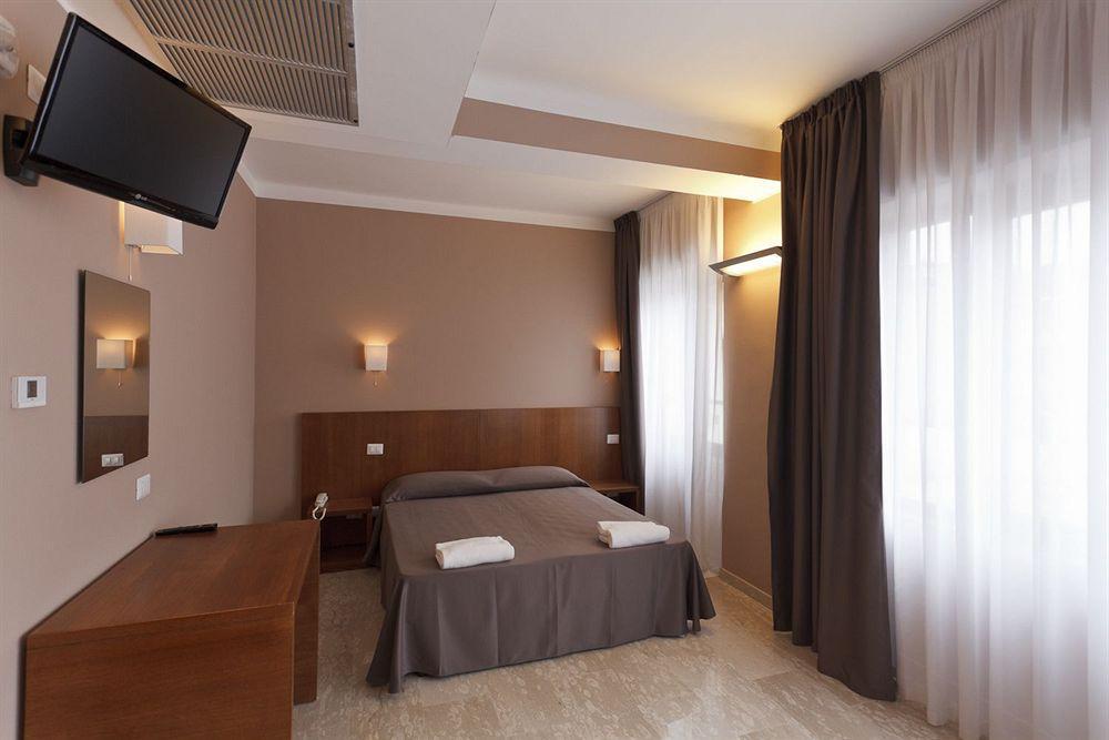 Oasi Village Hotel Mediolan Zewnętrze zdjęcie