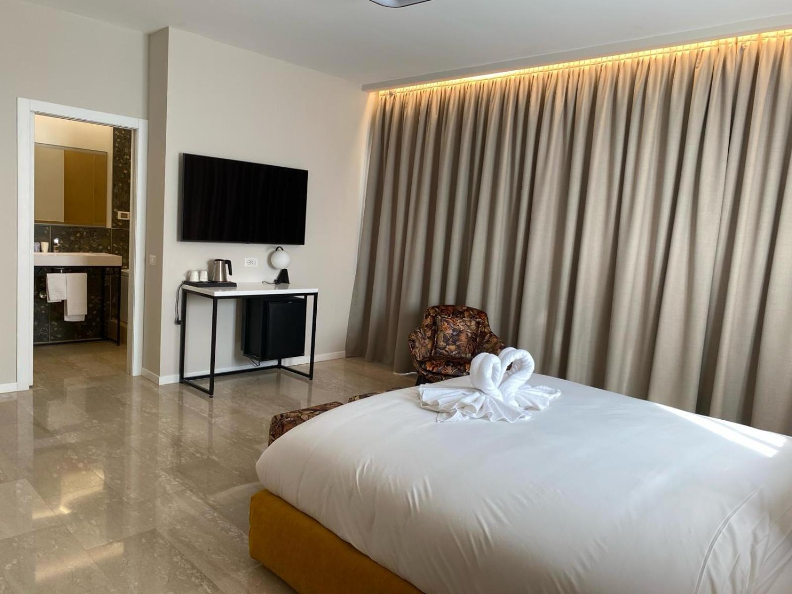 Oasi Village Hotel Mediolan Zewnętrze zdjęcie