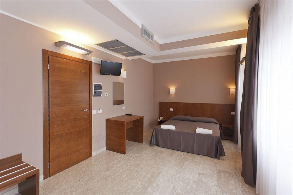 Oasi Village Hotel Mediolan Zewnętrze zdjęcie